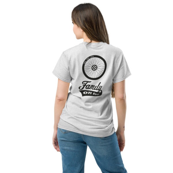 Unisex Family on tour shirt light
